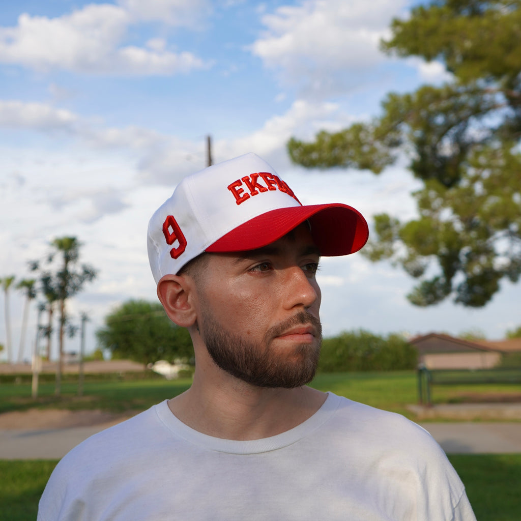 EKFAM HAT (WHITE/RED)