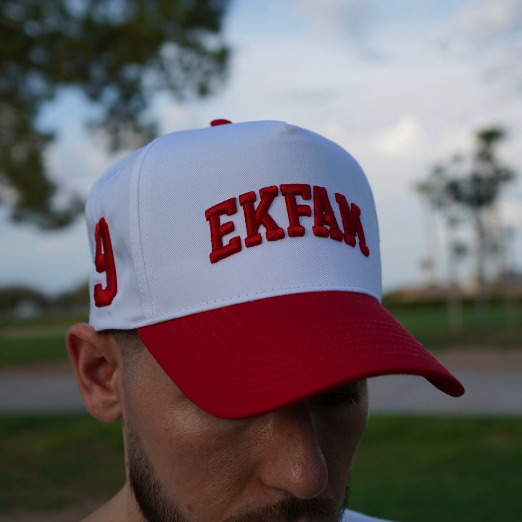 EKFAM HAT (WHITE/RED)