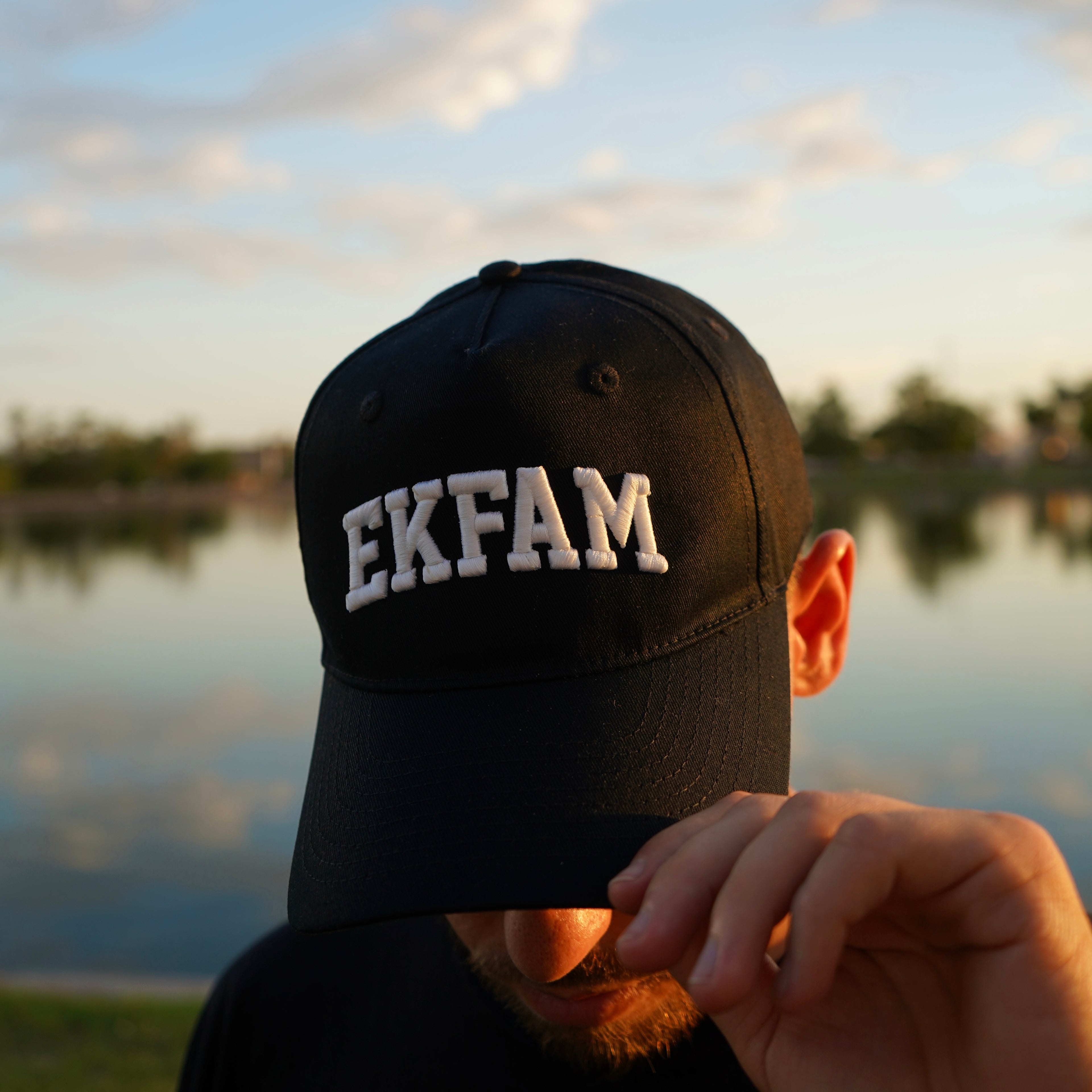 EKFAM HAT (BLACK)